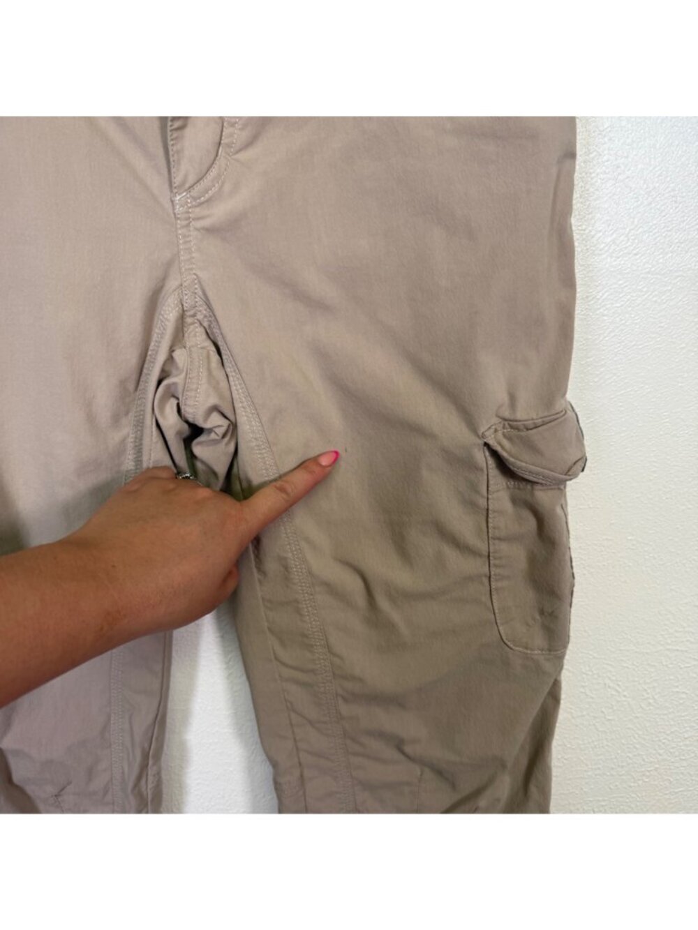 Kühl Womens Cargo Pants Size 10 Short Beige Roll-Up Legs Utility Outdoors - Picture 9 of 16